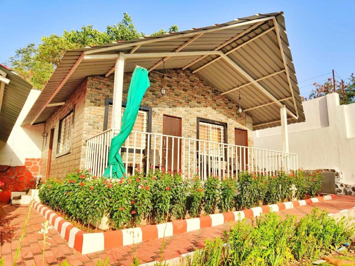 Sunshine Resort Pune Zewnętrze zdjęcie