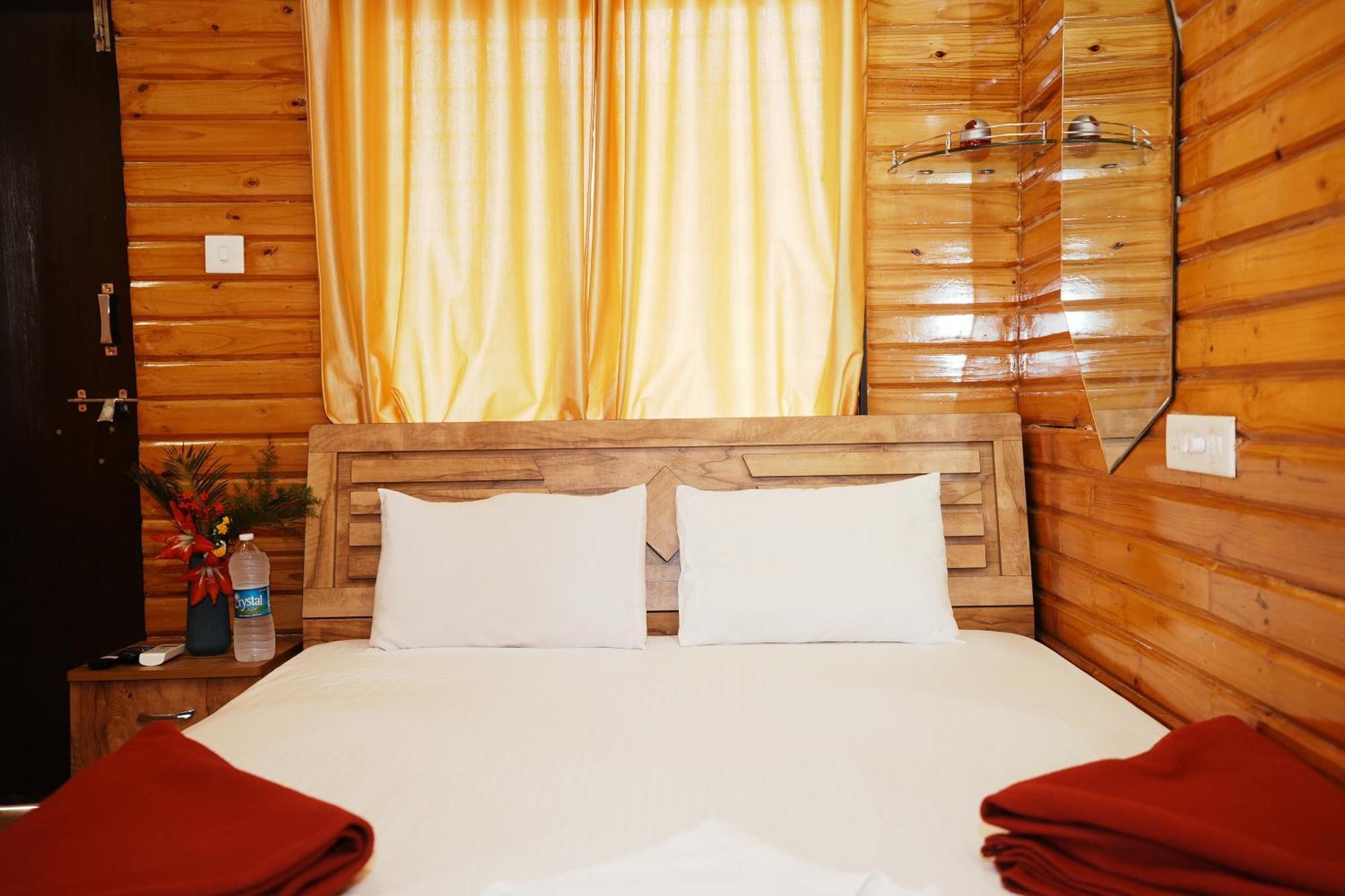 Sunshine Resort Pune Zewnętrze zdjęcie