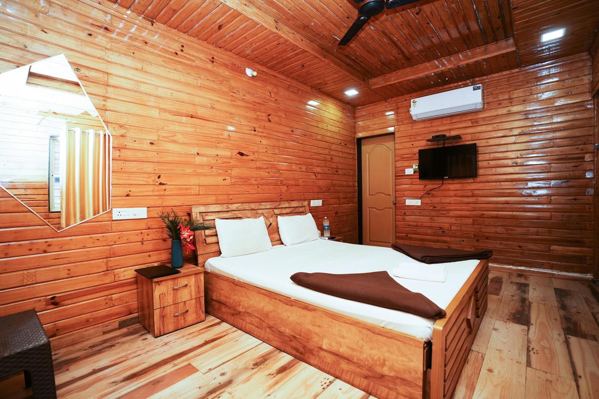 Sunshine Resort Pune Zewnętrze zdjęcie